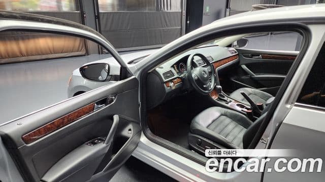 Volkswagen The / новый New Passat B7, 2013 10