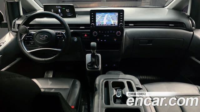 Hyundai Staria Modern, 2023 7