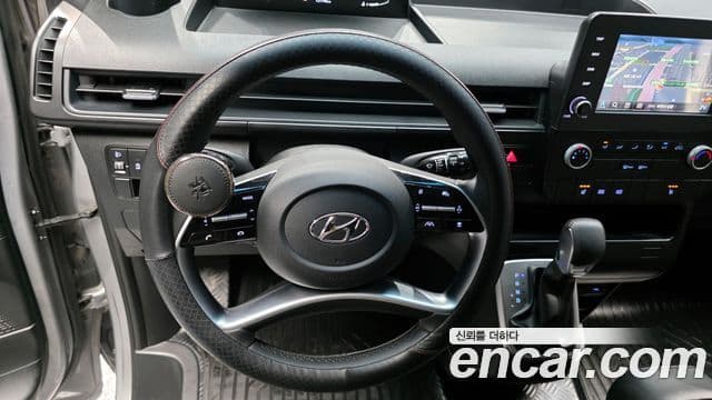 Hyundai Staria Modern, 2023 12