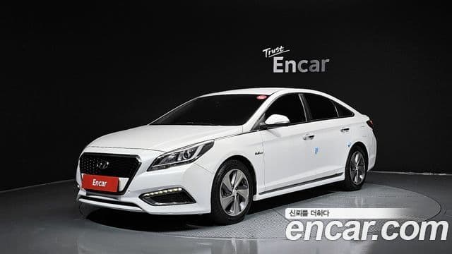 Hyundai LF Sonata гибрид Premium, 2015 1