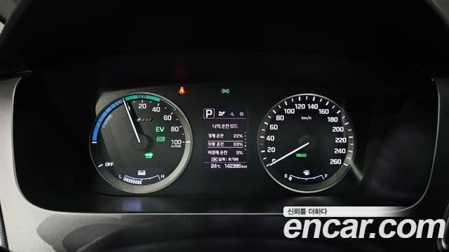 Hyundai LF Sonata гибрид Premium, 2015 8