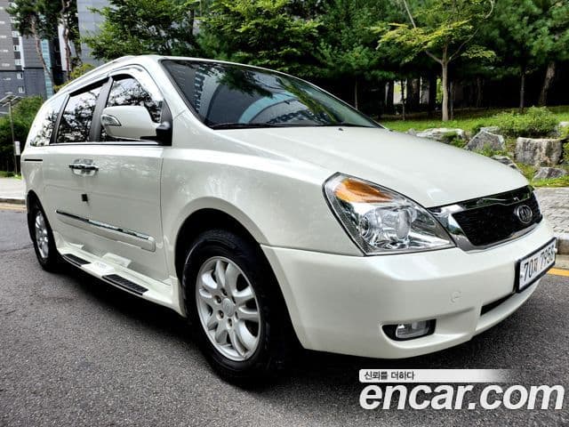 Kia Carnival R R Special, 2011 3