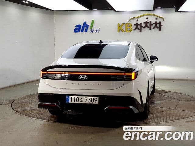 Hyundai Sonata D Edge гибрид(DN8) Premium, 2024 3