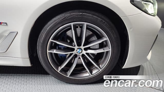BMW 5시리즈 (G30) 523d M Sport, 2021 все фото