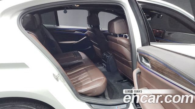 BMW 5시리즈 (G30) 523d M Sport, 2021 12