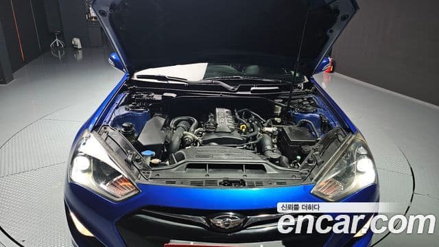 Hyundai The / новый New Genesis купе 200 турбо S, 2012 6