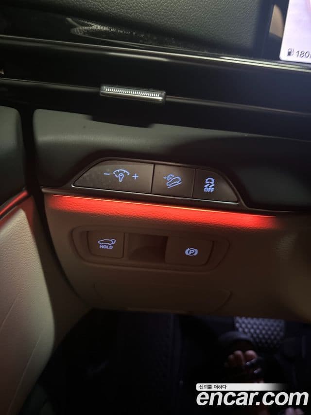 Genesis GV80, 2025 4