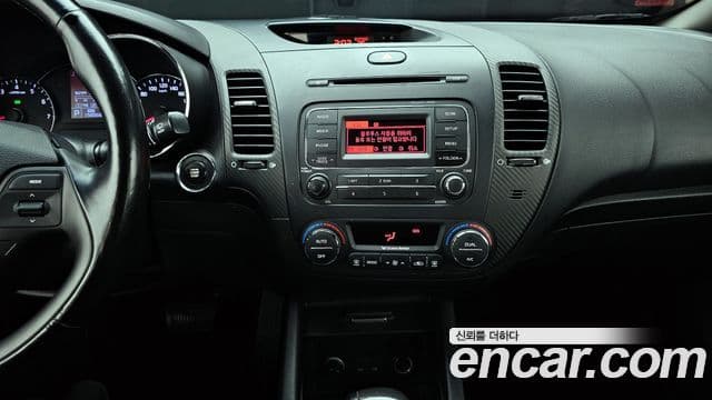 Kia K3 Trendy, 2013 15