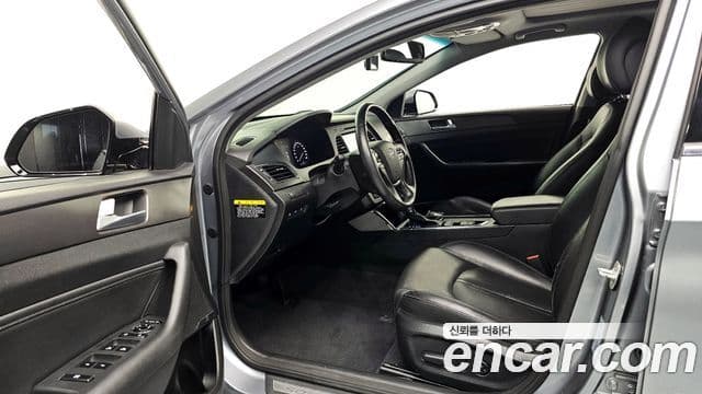 Hyundai LF Sonata Exclusive, 2015 11