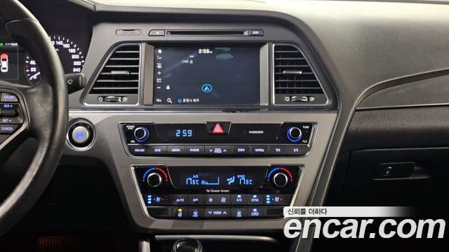 Hyundai LF Sonata Exclusive, 2015 16