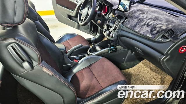 Kia Forte купе Prestige, 2013 15