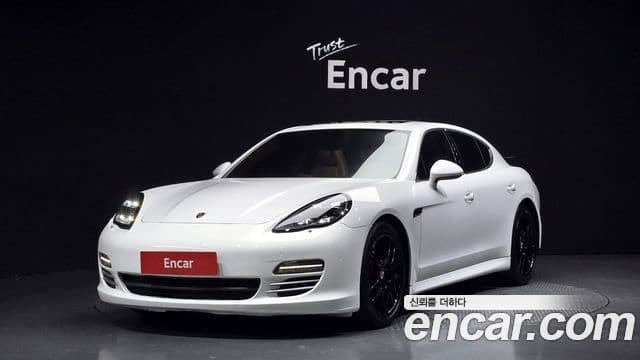 Porsche Panamera 970, 2011 1