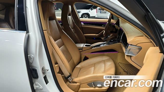 Porsche Panamera 970, 2011 10