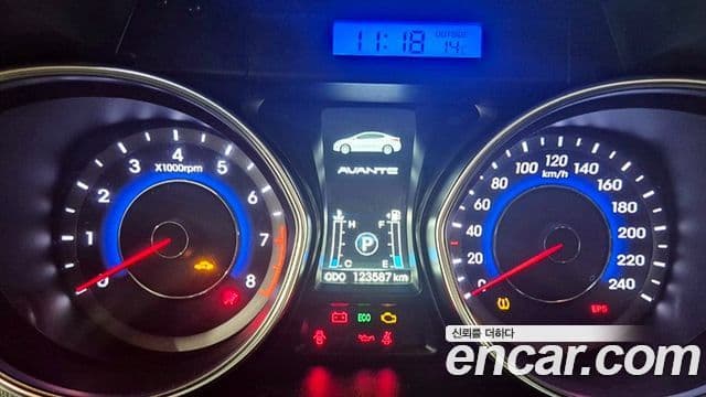 Hyundai Avante MD M16 GDI top, 2012 9