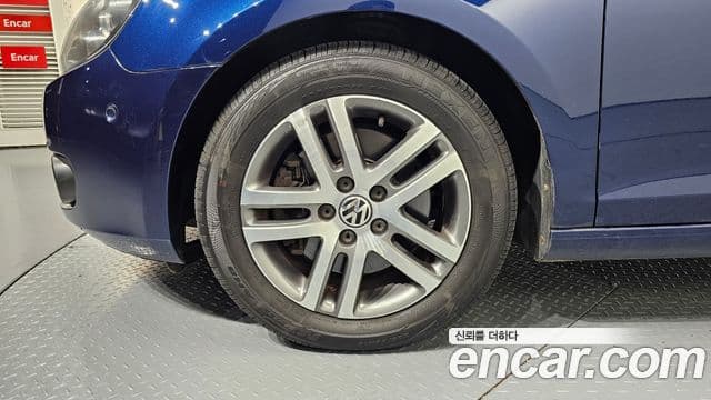 Volkswagen Гольф 6세대 1.4 TSI, 2012 все фото