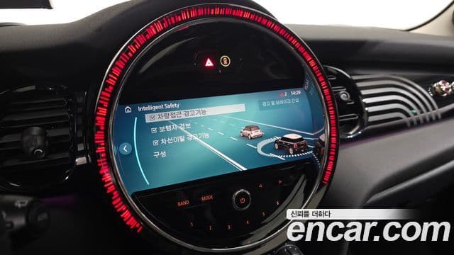 Mini Cooper S 3세대, 2023 15