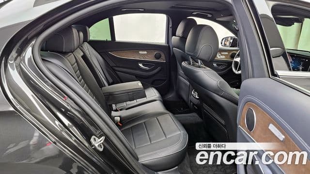 Mercedes-Benz E-класс W213 Exclusive, 2021 12