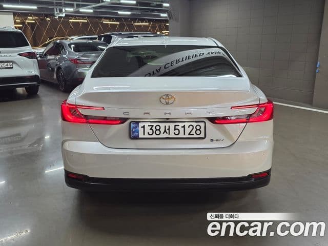 Toyota 캠리 (XV80) 2.5 XLE гибрид, 2025 4