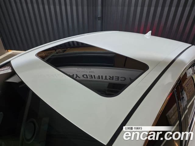 Toyota 캠리 (XV80) 2.5 XLE гибрид, 2025 9