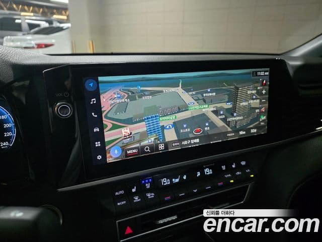 Toyota 캠리 (XV80) 2.5 XLE гибрид, 2025 14