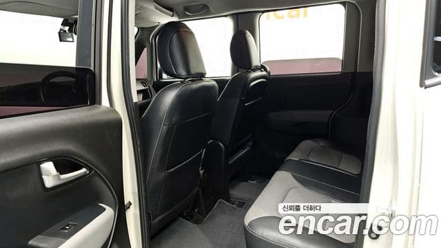 Kia The / новый New Ray Signature, 2021 12