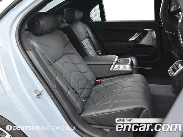 BMW 7시리즈 (G70) 750e xDrive M Sport, 2023 12