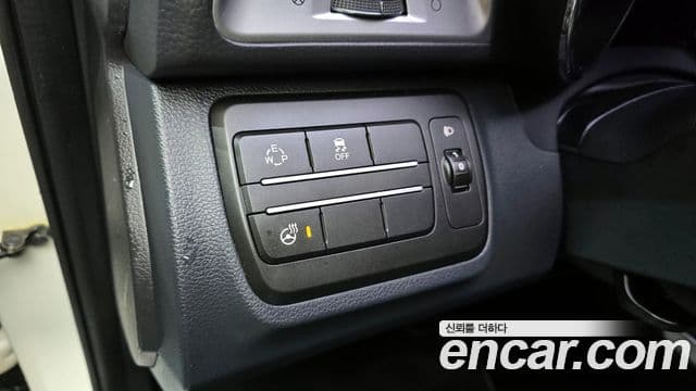 KG모빌리티(SsangYong) Tivoli дизель LX 2WD, 2016 13