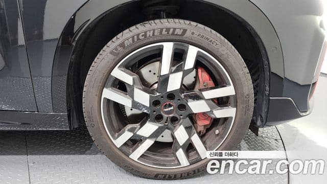 Mini Cooper S Countryman 3세대 ALL4 JCW, 2024 все фото