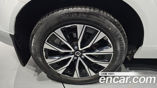 Volvo XC60 2세대 B5 Ultimate Bright, 2023 все фото
