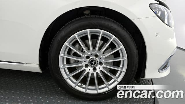 Mercedes-Benz E-класс W213 Exclusive, 2023 все фото