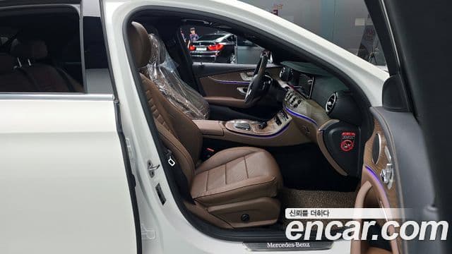 Mercedes-Benz E-класс W213 Exclusive, 2023 11