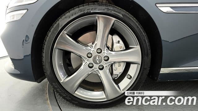 Genesis G80 (RG3) бензин 2.5 турбо AWD, 2023 все фото