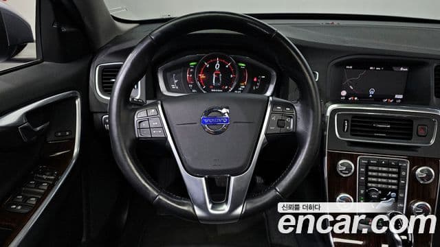 Volvo S60 2세대, 2018 16