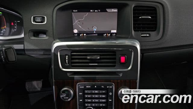 Volvo S60 2세대, 2018 17