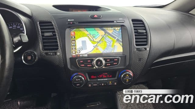 Kia K3 Trendy, 2013 14