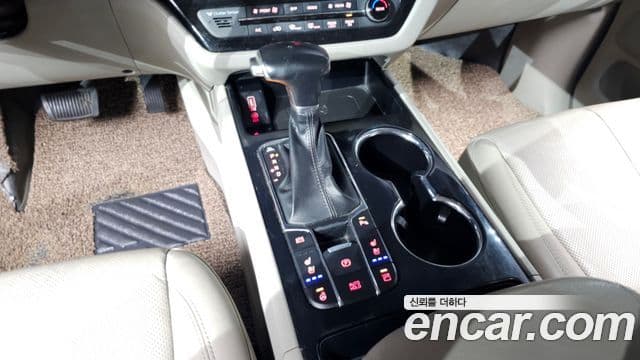 Kia The / новый New Carnival Special, 2019 9