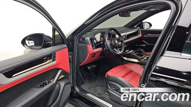 Porsche Cayenne (PO536) 3.0 купе, 2024 11
