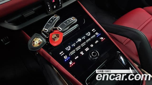 Porsche Cayenne (PO536) 3.0 купе, 2024 15