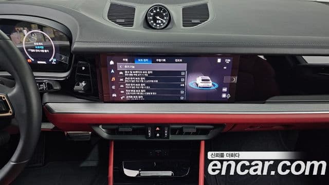 Porsche Cayenne (PO536) 3.0 купе, 2024 18