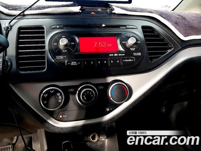 Kia All New Morning Luxury, 2012 11