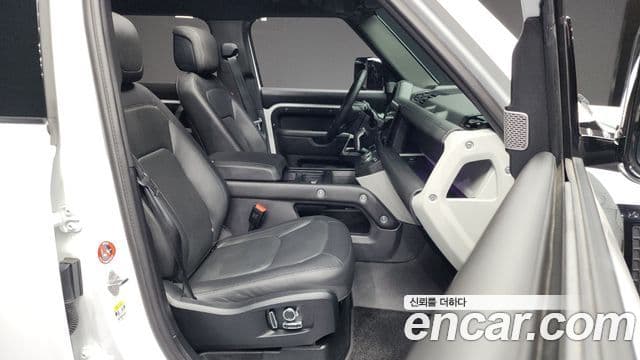 Land Rover Defender (L663) 130 D300 X-Dynamic HSE, 2024 11