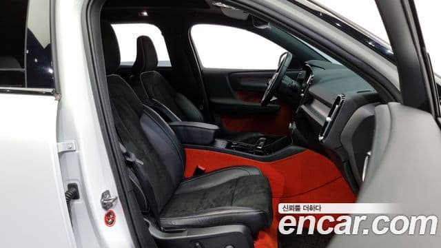 Volvo XC40 B4 R-Design, 2021 11