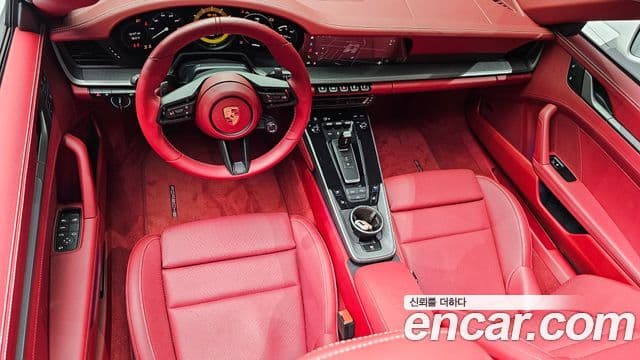 Porsche 911 (992) Carrera 4S кабриолет, 2024 7