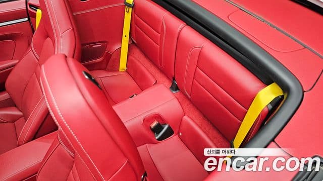 Porsche 911 (992) Carrera 4S кабриолет, 2024 12