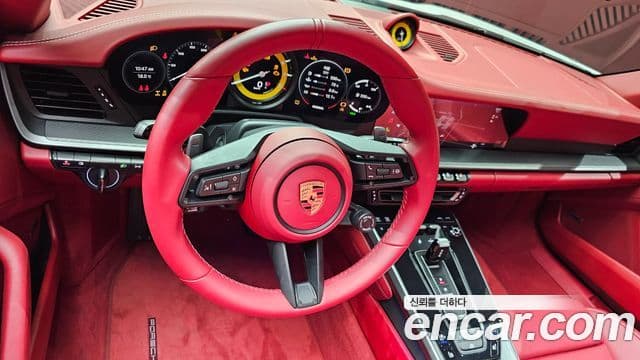 Porsche 911 (992) Carrera 4S кабриолет, 2024 13