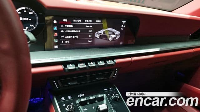 Porsche 911 (992) Carrera 4S кабриолет, 2024 14