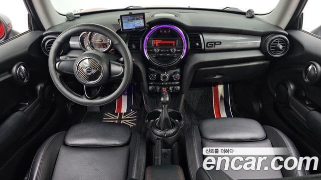 Mini Cooper D 3세대, 2015 7