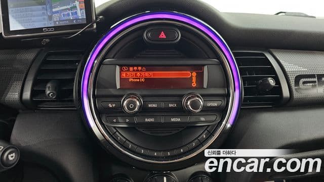 Mini Cooper D 3세대, 2015 14