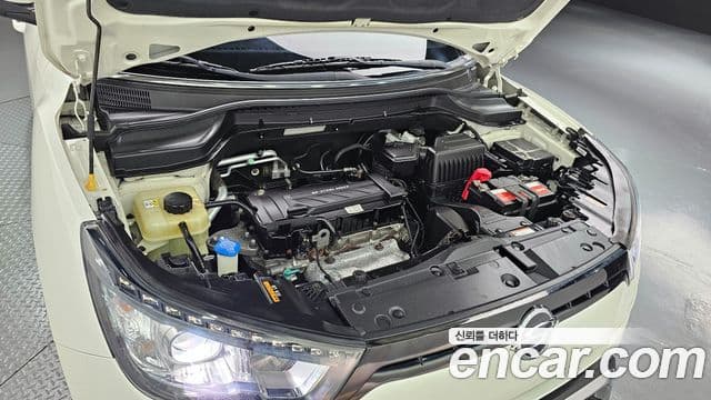 KG모빌리티(SsangYong) Tivoli топовая версия, 2015 6