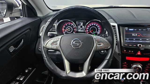 KG모빌리티(SsangYong) Tivoli топовая версия, 2015 14